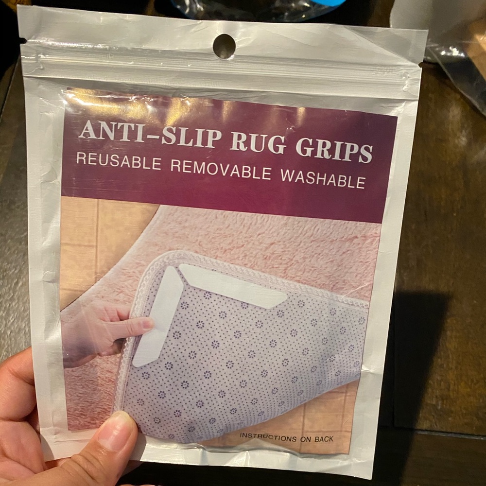 3/25🌼Anti slip rug grips🌼🌼